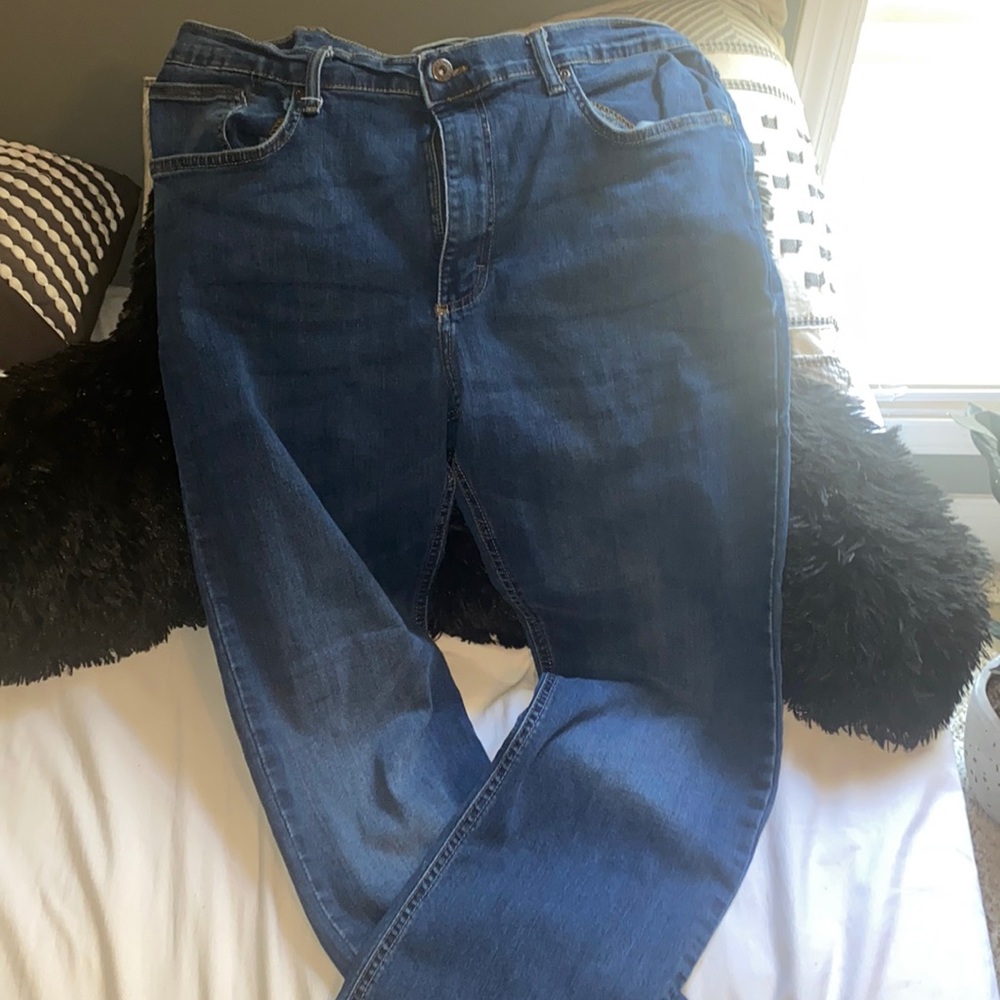 Wrangler Jeans; Size L; never been worn; thrifted so worn quality; slim straight